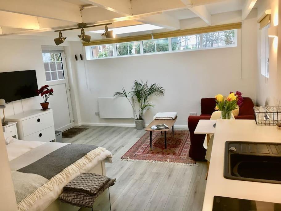 Brighton Boutique Garden Studio With Free Parking Екстериор снимка